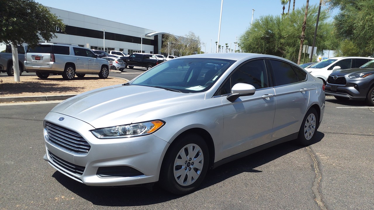 Ford Fusion — Image Credit: HJUdall - CC0/Wiki Commons
