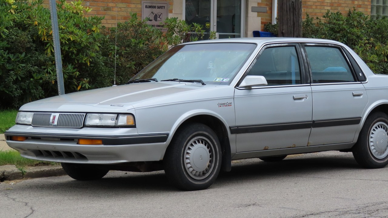 Oldsmobile — Image Credit: MercurySable99 - CC BY-SA 4.0/Wiki Commons