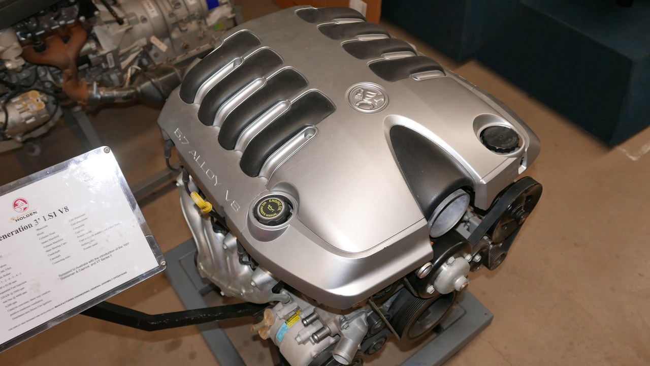 GM 5.3 V8 with Active Fuel Management — Image Credit: OSX - Public domain/Wiki Commons