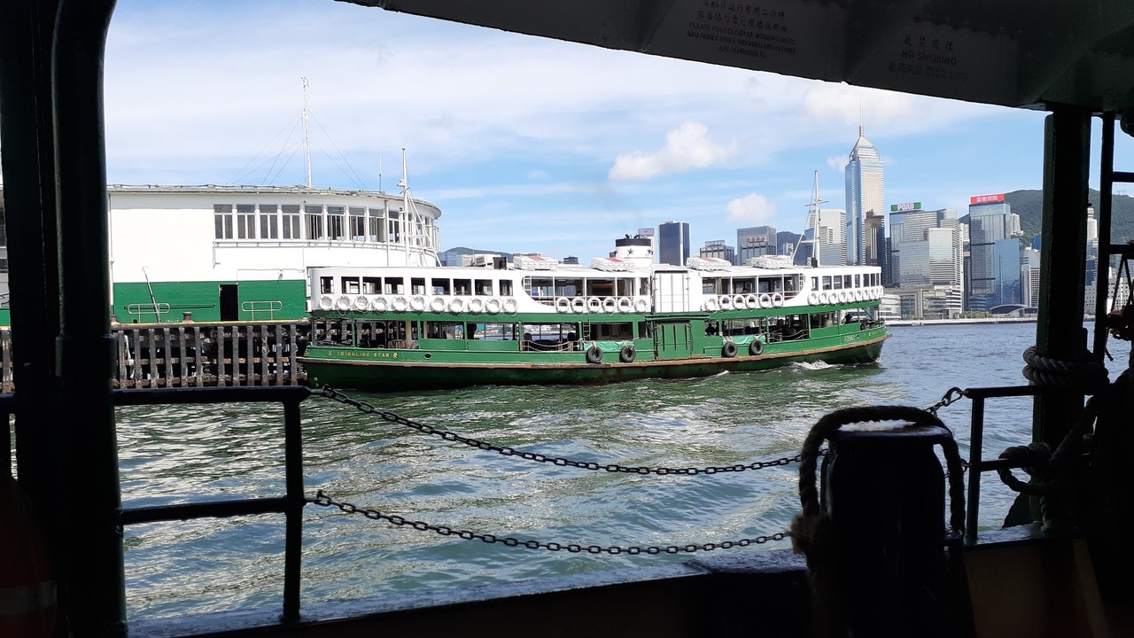 Star Ferry — Image Credit: Aveinta Ruremew Gomenitz - CC BY-SA 4.0/Wiki Commons