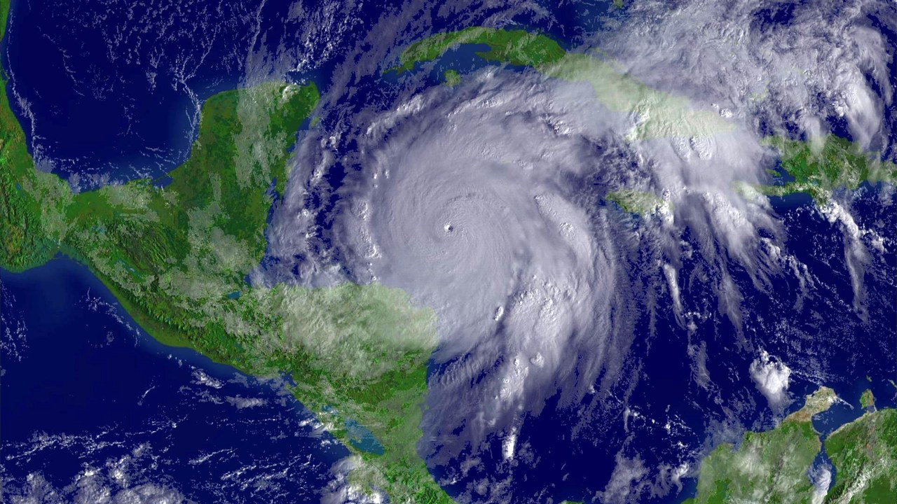 Hurricane Wilma (2005) — Image Credit: NOAA - Public domain/Wiki Commons