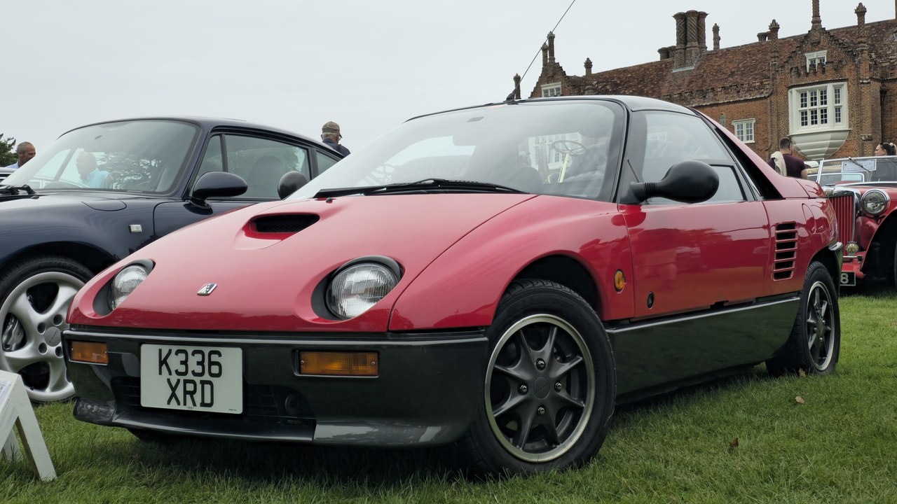 Autozam AZ-1 — Image Credit: Calreyn88 - CC BY-SA 4.0/Wiki Commons