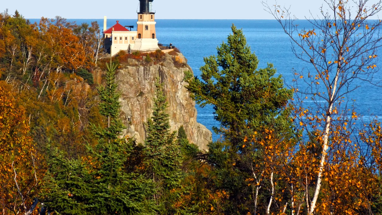 Split Rock Lighthouse — Image Credit: kkmarais - CC BY 2.0/Wiki Commons