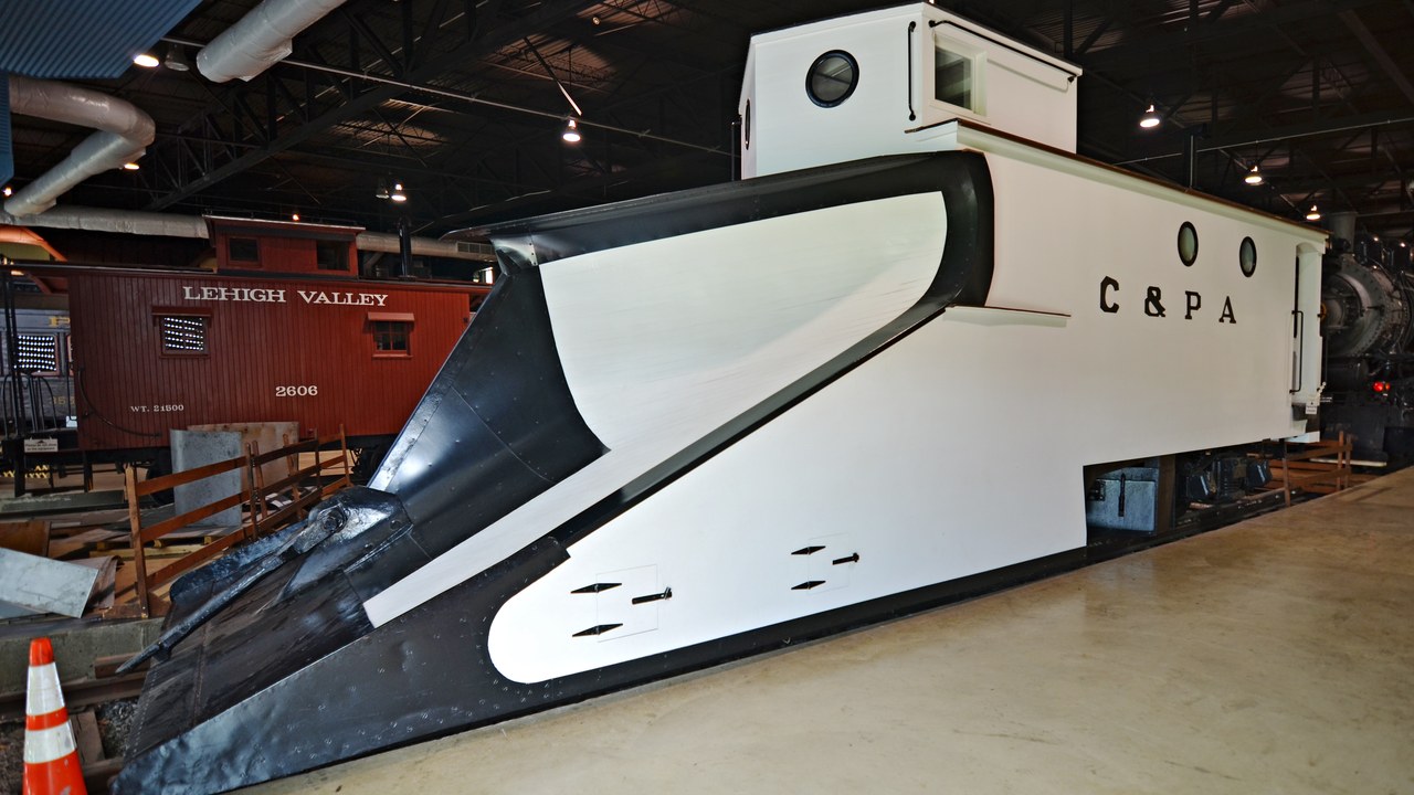 Wedge plow — Image Credit: and (c)2015 Derek Ramsey (Ram-Man) - CC BY-SA 4.0/Wiki Commons