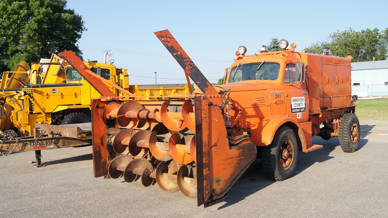 Snogo snowblower — Image Credit: Greg Gjerdingen from Willmar, USA - CC BY 2.0/Wiki Commons