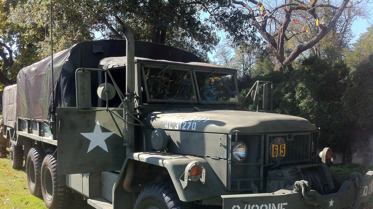 M35A2 cargo truck — Image Credit: CZmarlin — Christopher Ziemnowicz - CC BY-SA 4.0/Wiki Commons