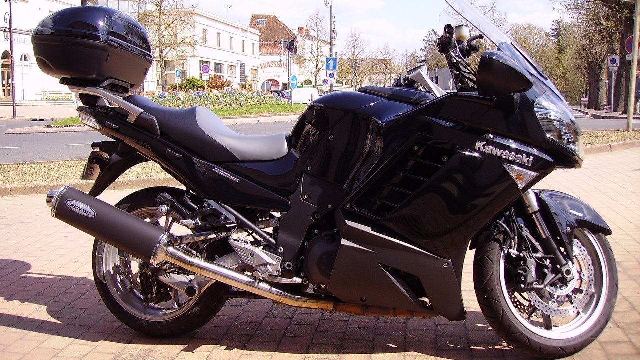 Kawasaki Concours 14 — Image Credit: Cjp24 - CC BY-SA 3.0/Wiki Commons