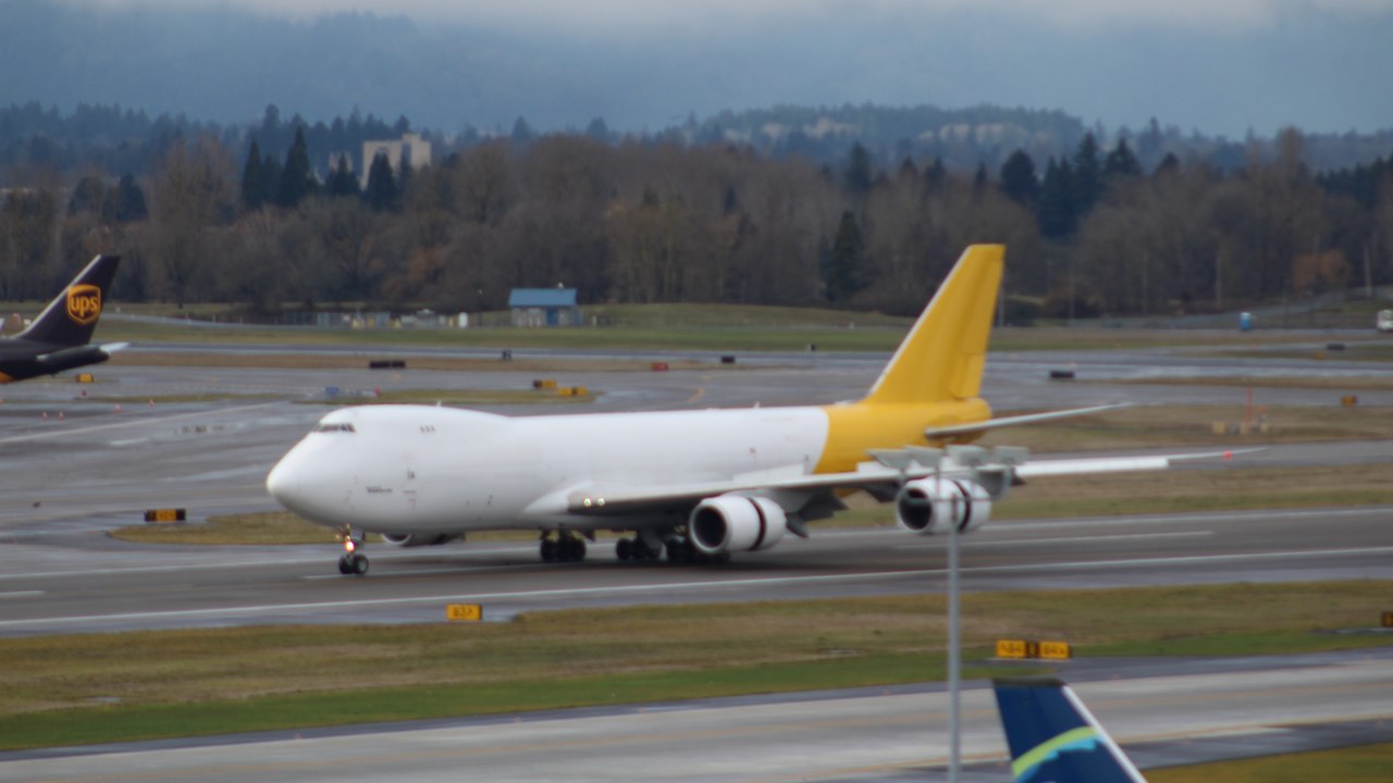 Helicopter Loading Ramp 9 of the biggest cargo aircraft ever built – Morning Overview