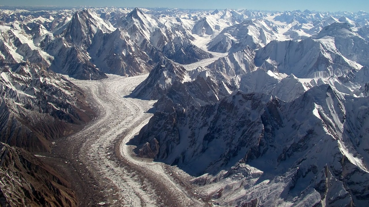 Baltoro Glacier — Image Credit: Guilhem Vellut from Paris - CC BY-SA 2.0/Wiki Commons