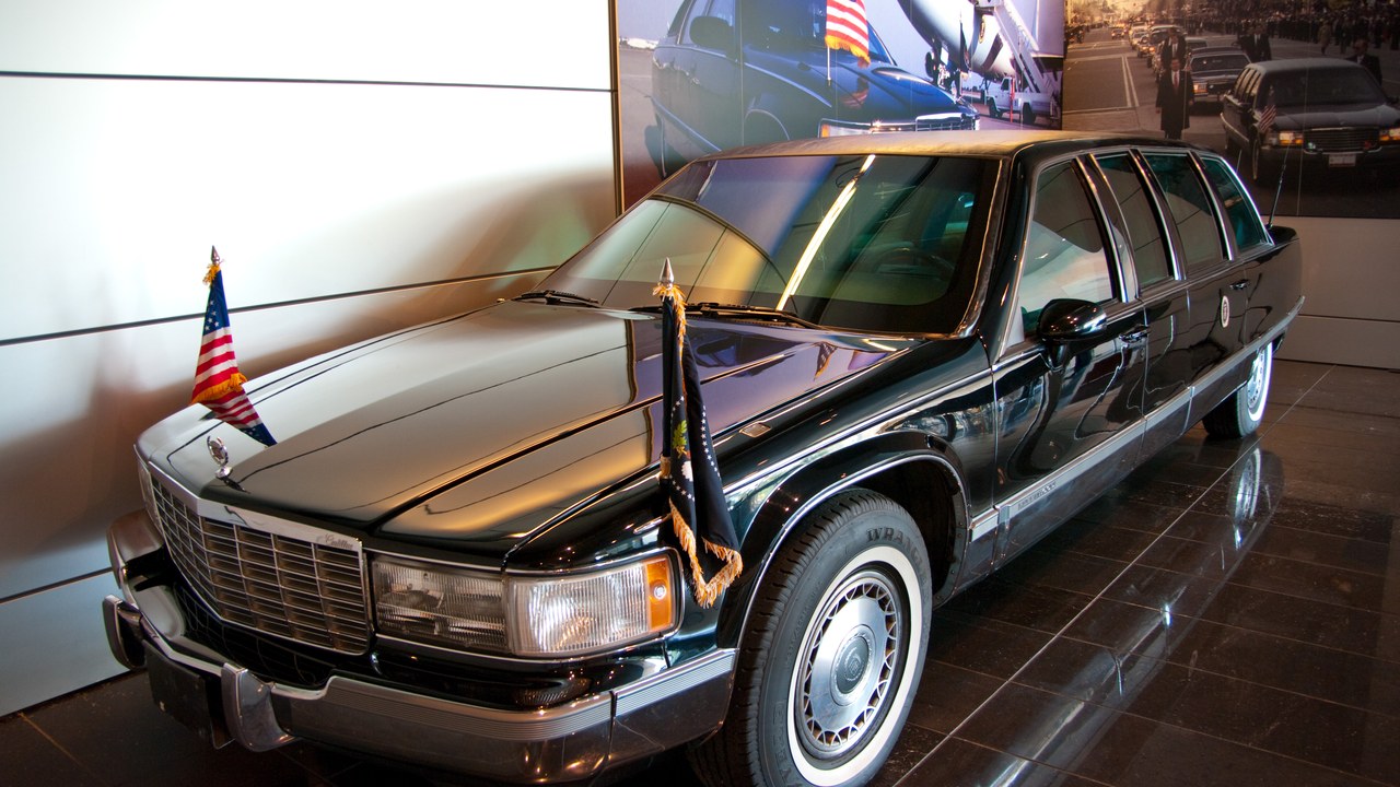 Clinton's 1993 Cadillac Fleetwood — Image Credit: Deborah Lee Soltesz from Flagstaff, AZ - CC0/Wiki Commons