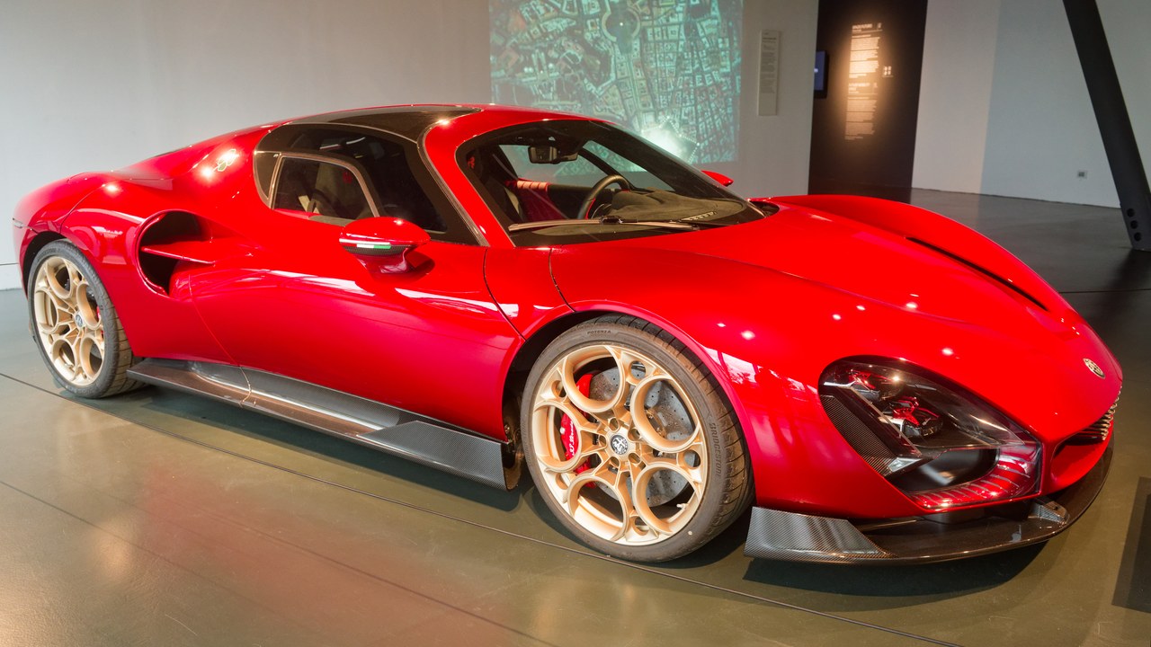 Alfa Romeo 33 Stradale — Image Credit: Marie-Lan Taÿ Pamart - CC BY 4.0/Wiki Commons