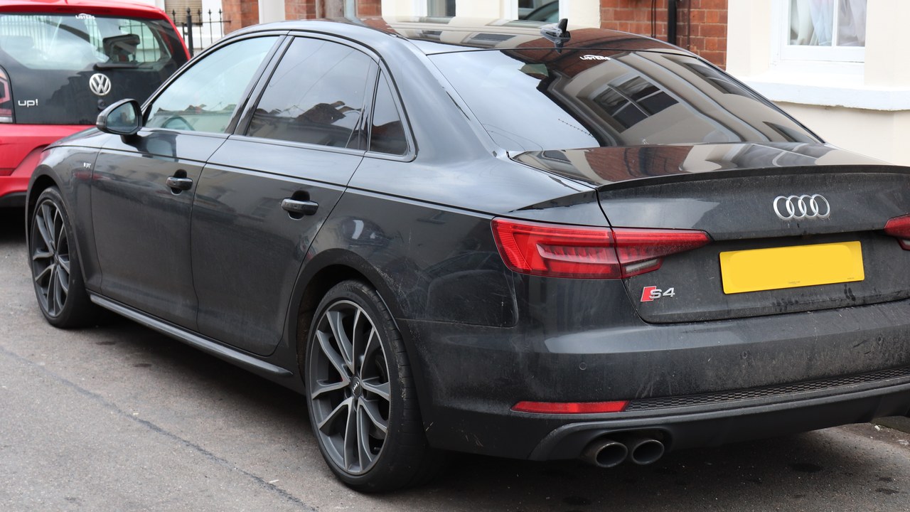 Audi S4 — Image Credit: Vauxford - CC BY-SA 4.0/Wiki Commons