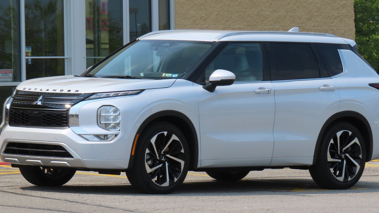 Mitsubishi Outlander (2021–present) — Image Credit: MercurySable99 - CC BY-SA 4.0/Wiki Commons