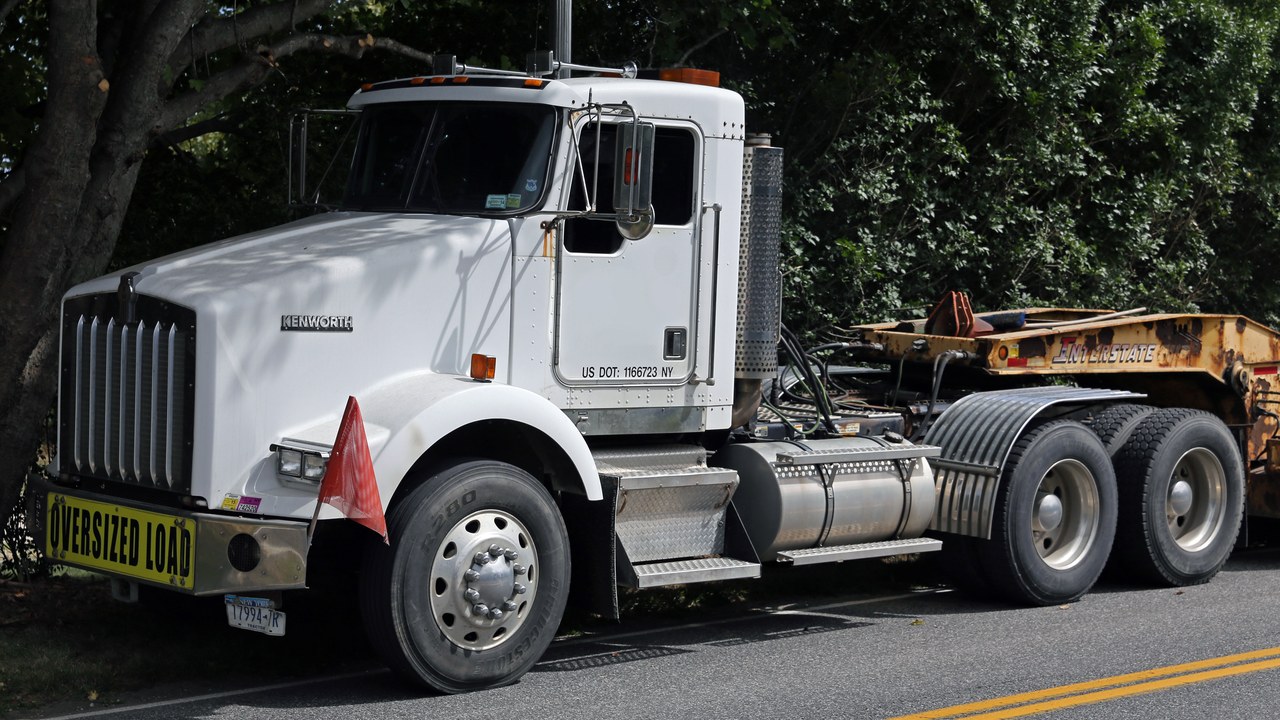 Kenworth T800 — Image Credit: Mr.choppers - CC BY-SA 3.0/Wiki Commons