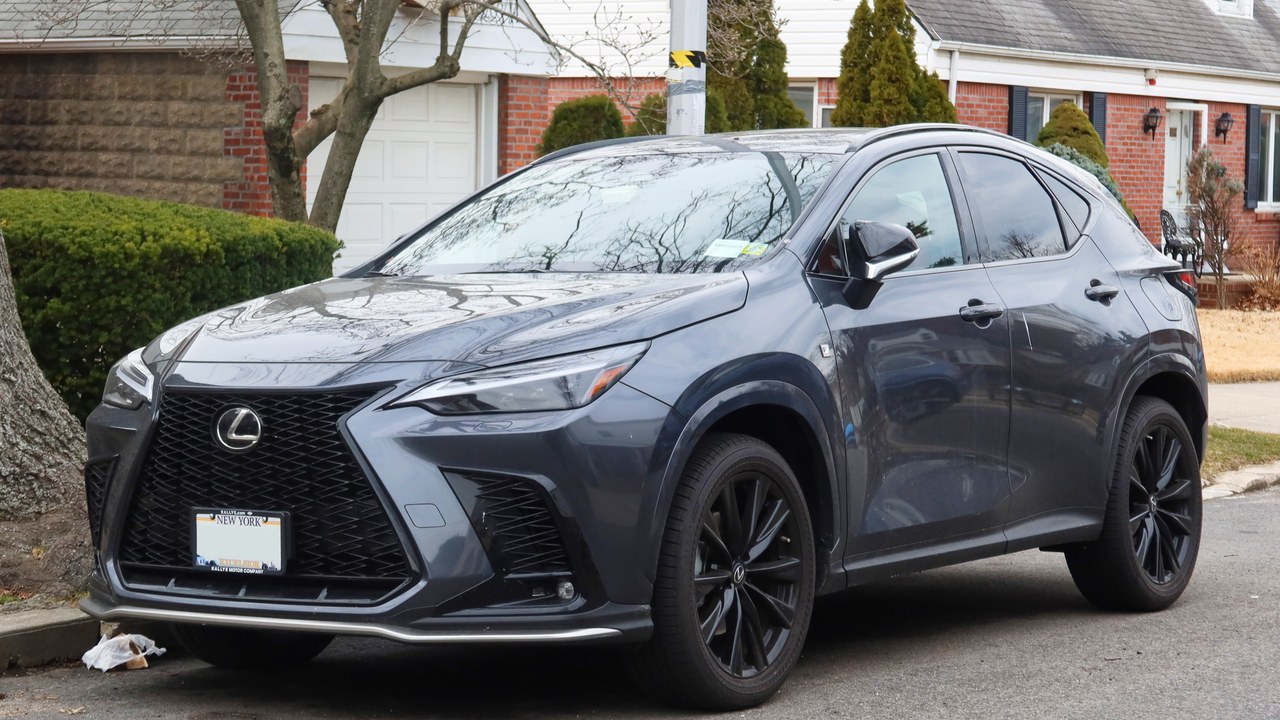 Lexus NX — Image Credit: Kevauto - CC BY-SA 4.0/Wiki Commons