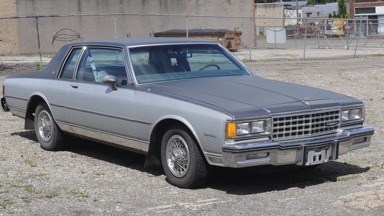 Chevrolet Caprice — Image Credit: Cutlass - CC0/Wiki Commons