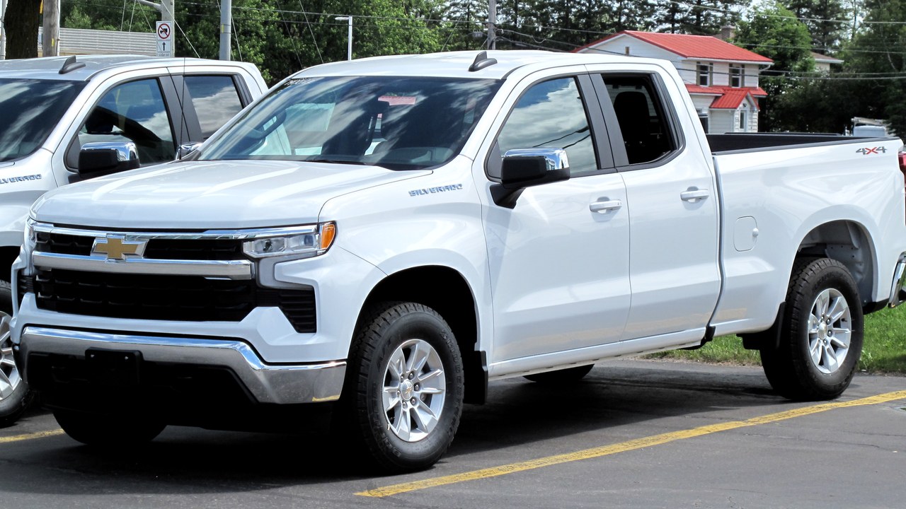Chevrolet Silverado 1500 — Image Credit: Elise240SX - CC BY-SA 4.0/Wiki Commons