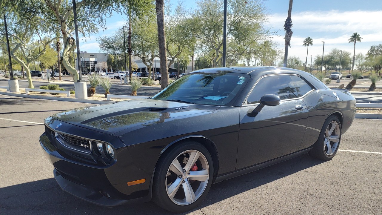 Dodge Challenger SRT8 (2008) — Image Credit: HJUdall - CC0/Wiki Commons