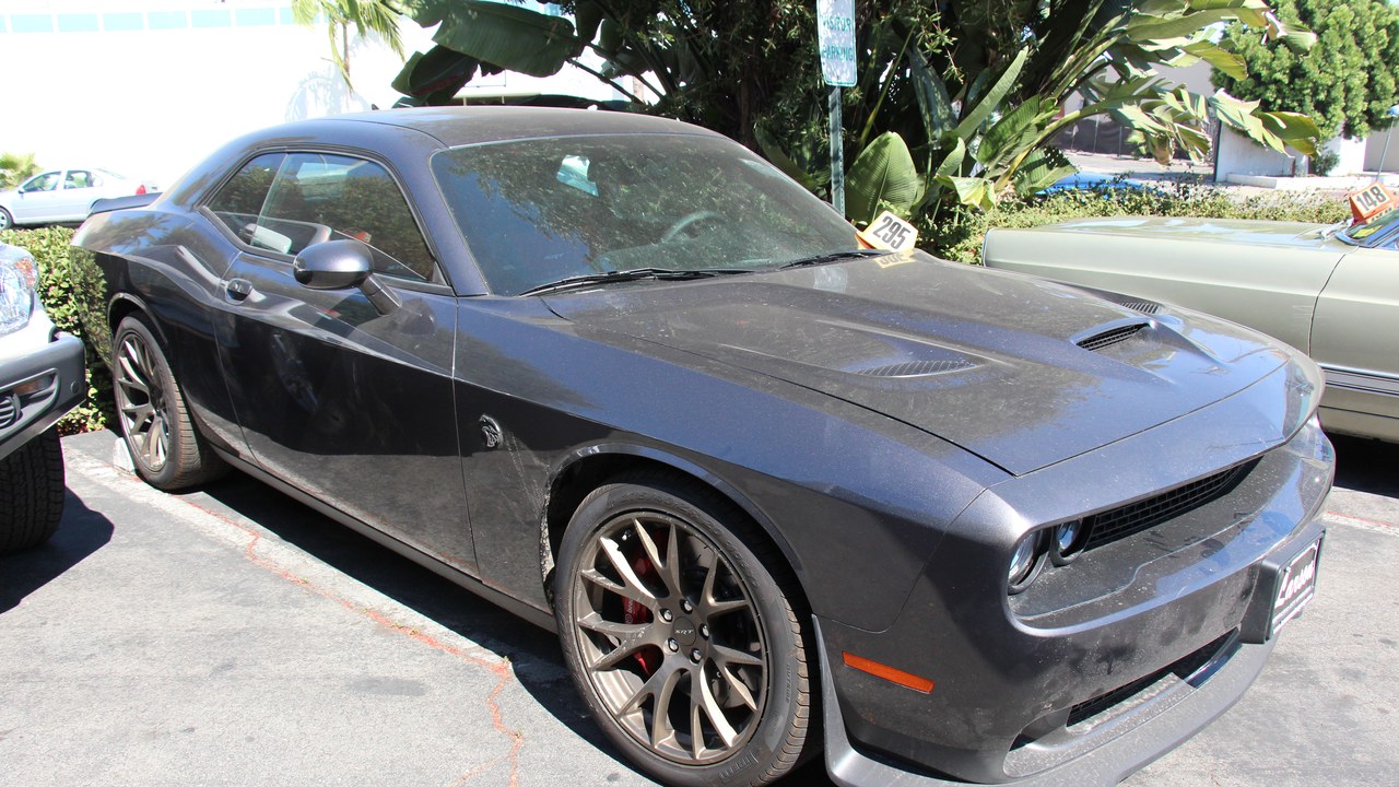 Dodge Challenger SRT Hellcat (2015) — Image Credit: Sicnag - CC BY 2.0/Wiki Commons