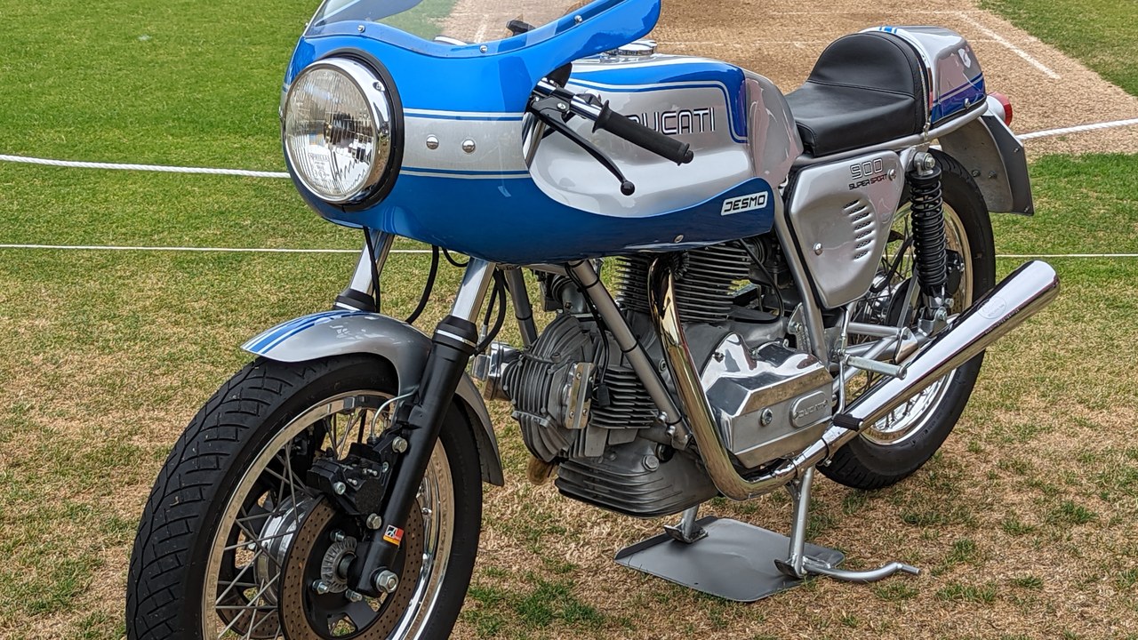 Ducati 900 Super Sport — Image Credit: Calreyn88 - CC BY-SA 4.0/Wiki Commons