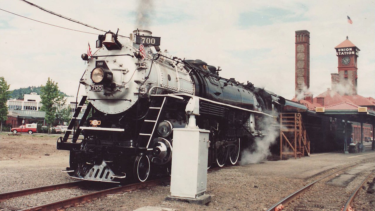 Spokane, Portland and Seattle No. 700 — Image Credit: James G. Howes, photographer (JGHowes) at en.wikipedia - Attribution/Wiki Commons