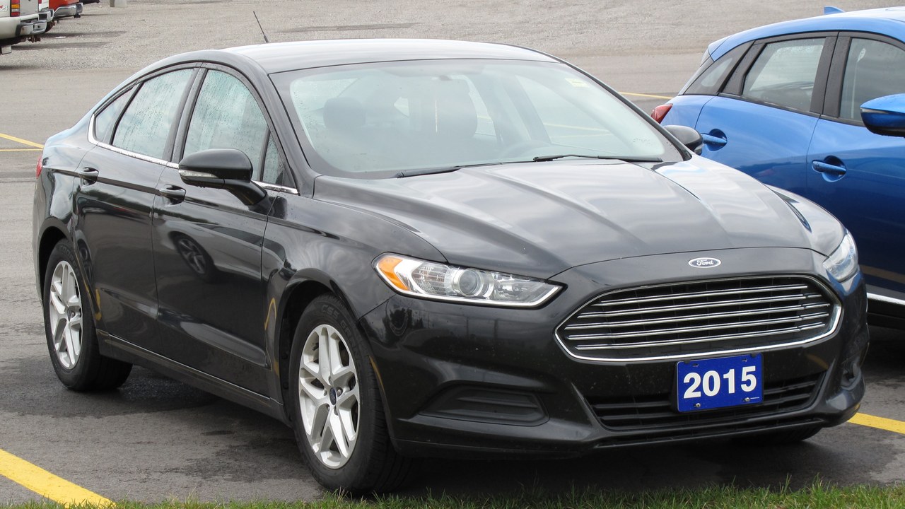 Ford Fusion — Image Credit: Elise240SX - CC BY-SA 4.0/Wiki Commons