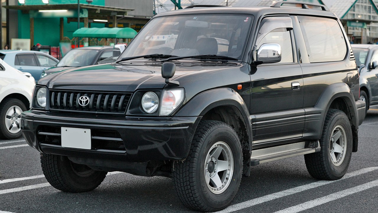 Toyota Land Cruiser Prado — Image Credit: 天然ガス - CC BY-SA 3.0/Wiki Commons