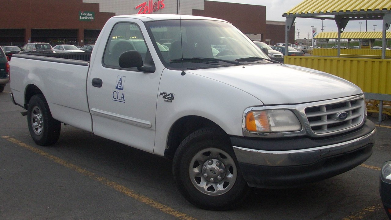 Ford F-250 — Image Credit: Bull-Doser - Public domain/Wiki Commons