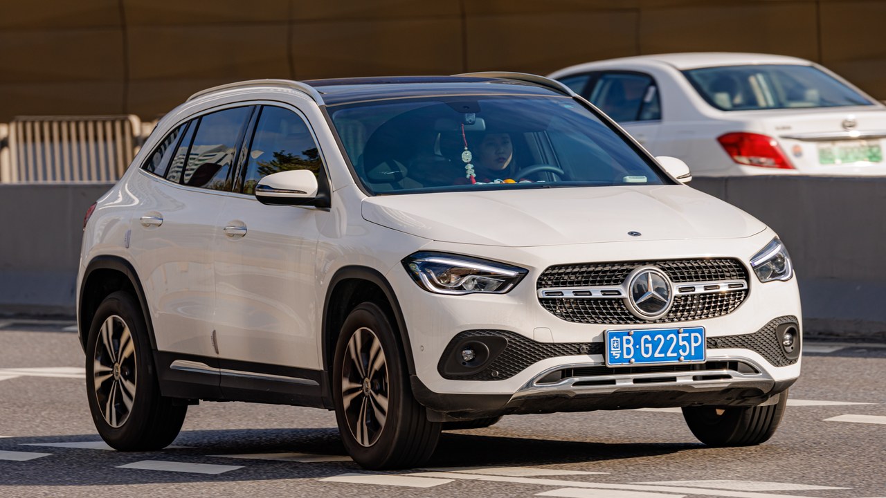 Mercedes-Benz GLA — Image Credit: Dinkun Chen - CC BY-SA 4.0/Wiki Commons