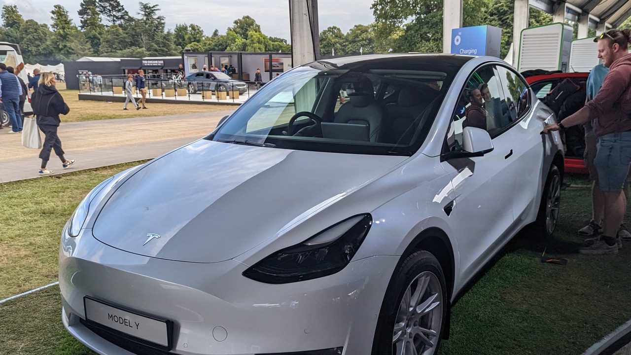 Tesla Model Y — Image Credit: Calreyn88 - CC BY-SA 4.0/Wiki Commons