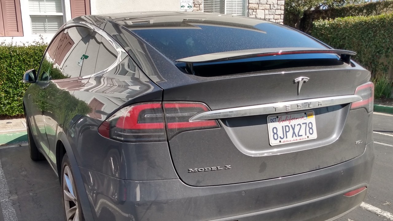 Tesla Model X — Image Credit: DestinationFearFan - CC BY-SA 4.0/Wiki Commons