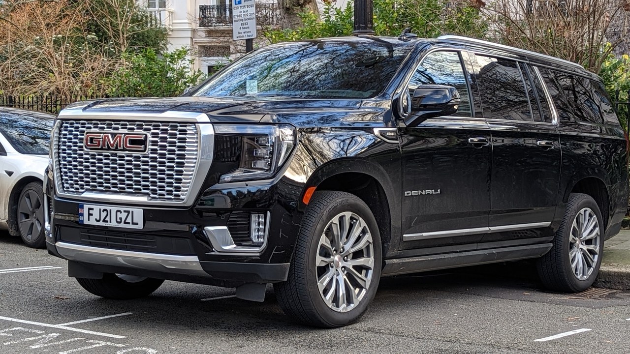 GMC Yukon — Image Credit: Calreyn88 - CC BY-SA 4.0/Wiki Commons