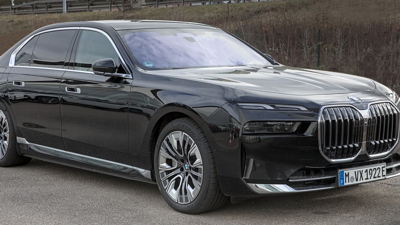BMW 7 Series — Image Credit: Wiki Commons - CC BY-SA 4.0/Wiki Commons