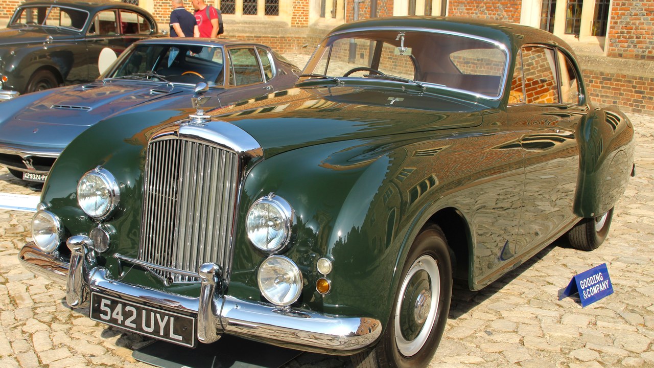 Bentley R-Type Continental (1952) — Image Credit: MrWalkr - CC BY-SA 4.0/Wiki Commons