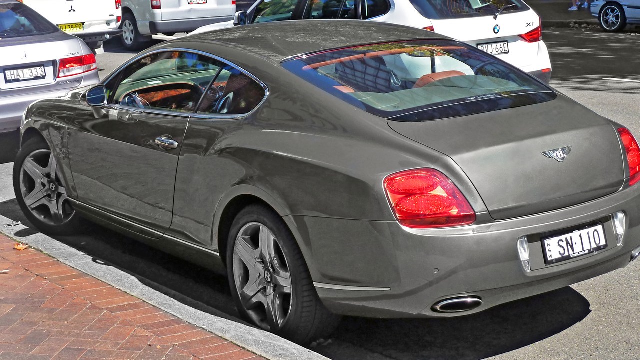 Bentley Continental GT (2003) — Image Credit: OSX - Public domain/Wiki Commons