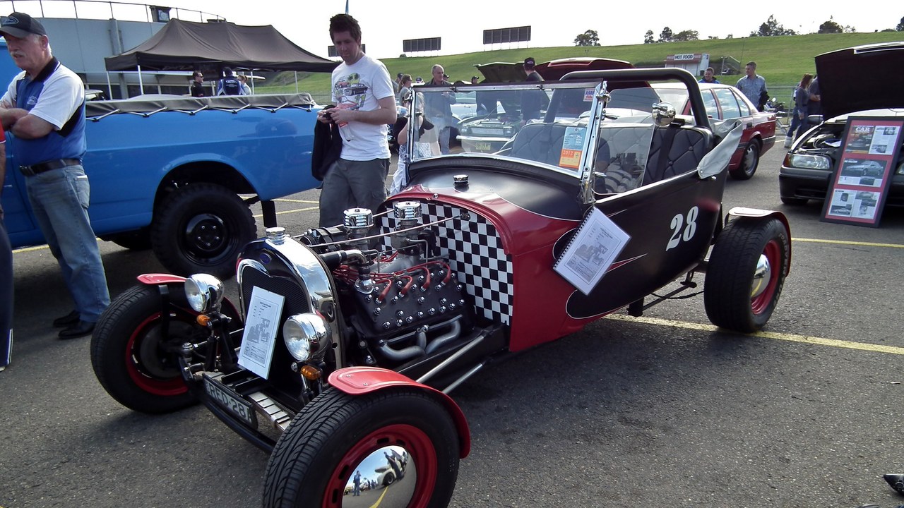 Ford Model A hot rod — Image Credit: sv1ambo - CC BY 2.0/Wiki Commons