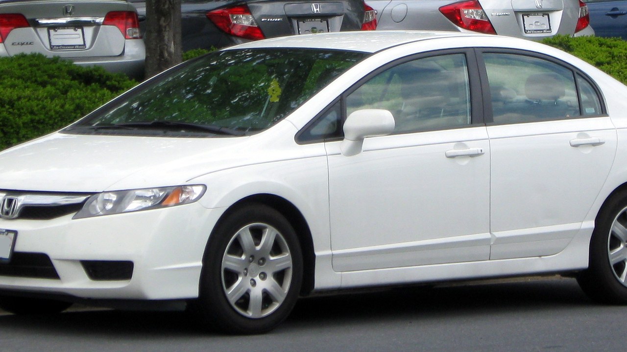 2011 Honda Civic — Image Credit: IFCAR - Public domain/Wiki Commons