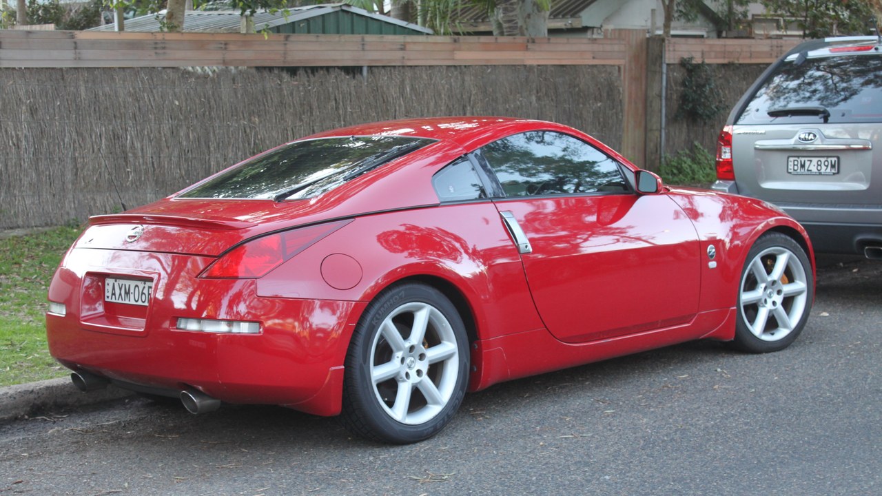 Nissan 350Z — Image Credit: Jeremy from Sydney, Australia - CC BY 2.0/Wiki Commons