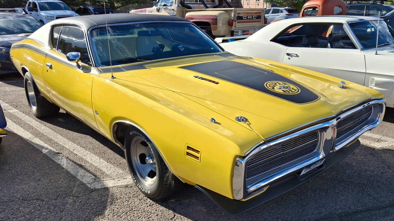 Dodge Charger Super Bee (1971) — Image Credit: Xnatedawgx - CC BY-SA 4.0/Wiki Commons