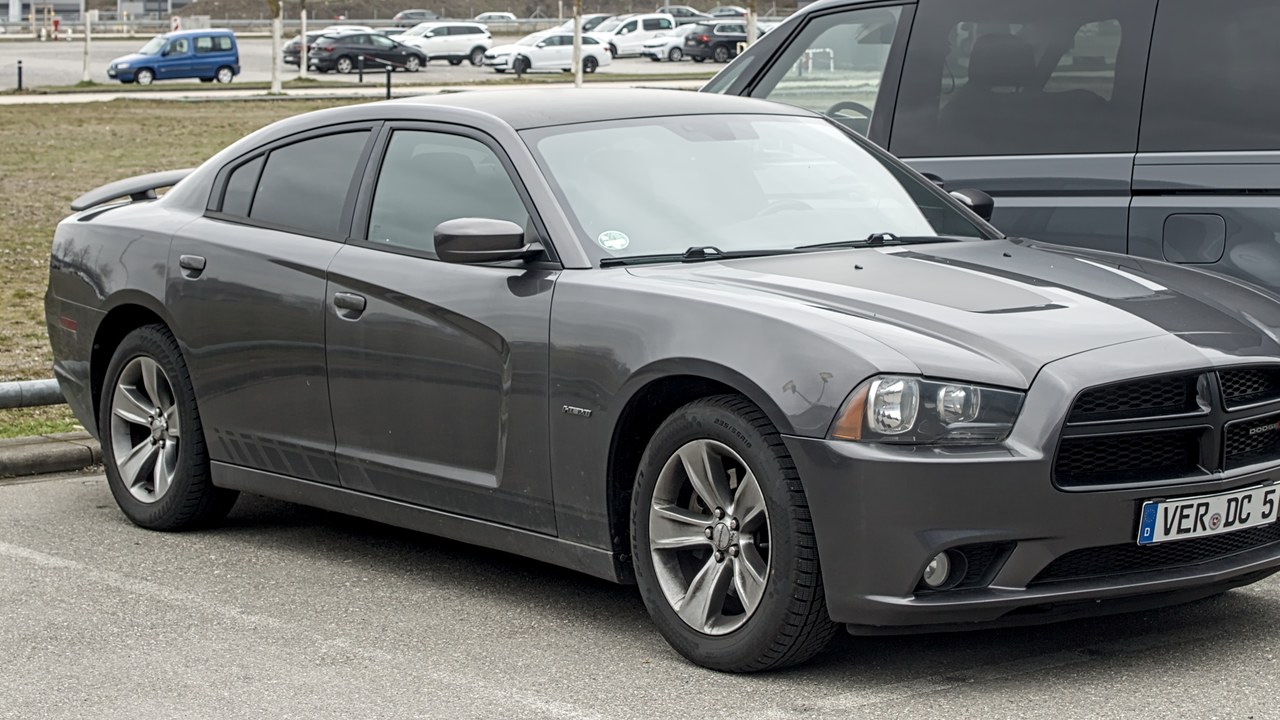 Dodge Charger R/T (2011) — Image Credit: Alexander Migl - CC BY-SA 4.0/Wiki Commons