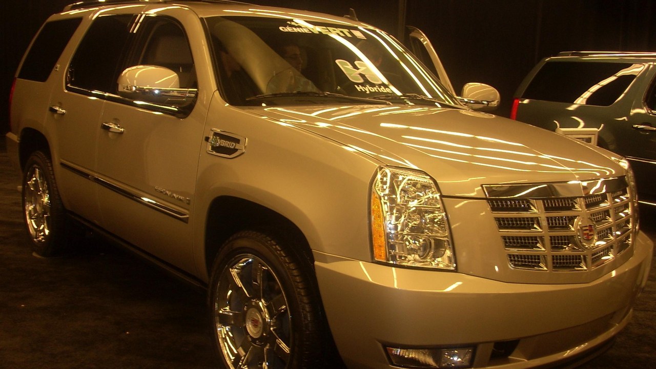 Cadillac Escalade Hybrid — Image Credit: Bull-Doser - Public domain/Wiki Commons