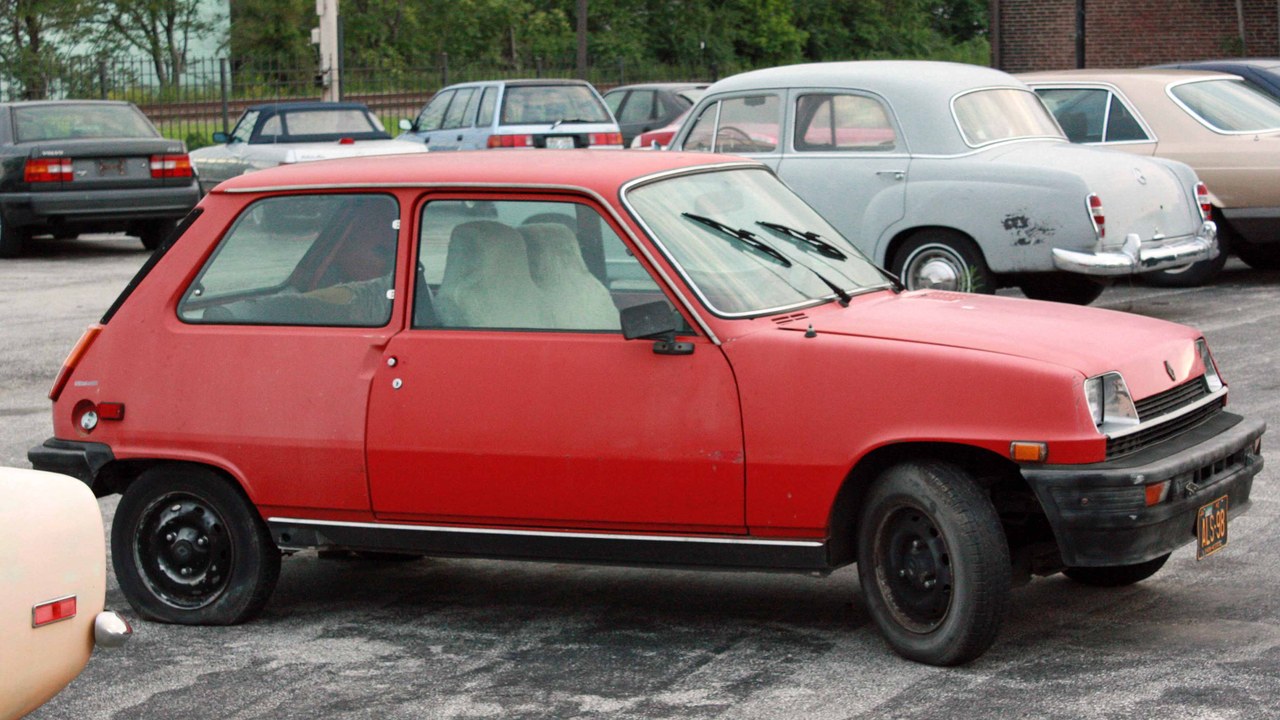 Renault Le Car (1976) — Image Credit: Ryanandlenny - Public domain/Wiki Commons