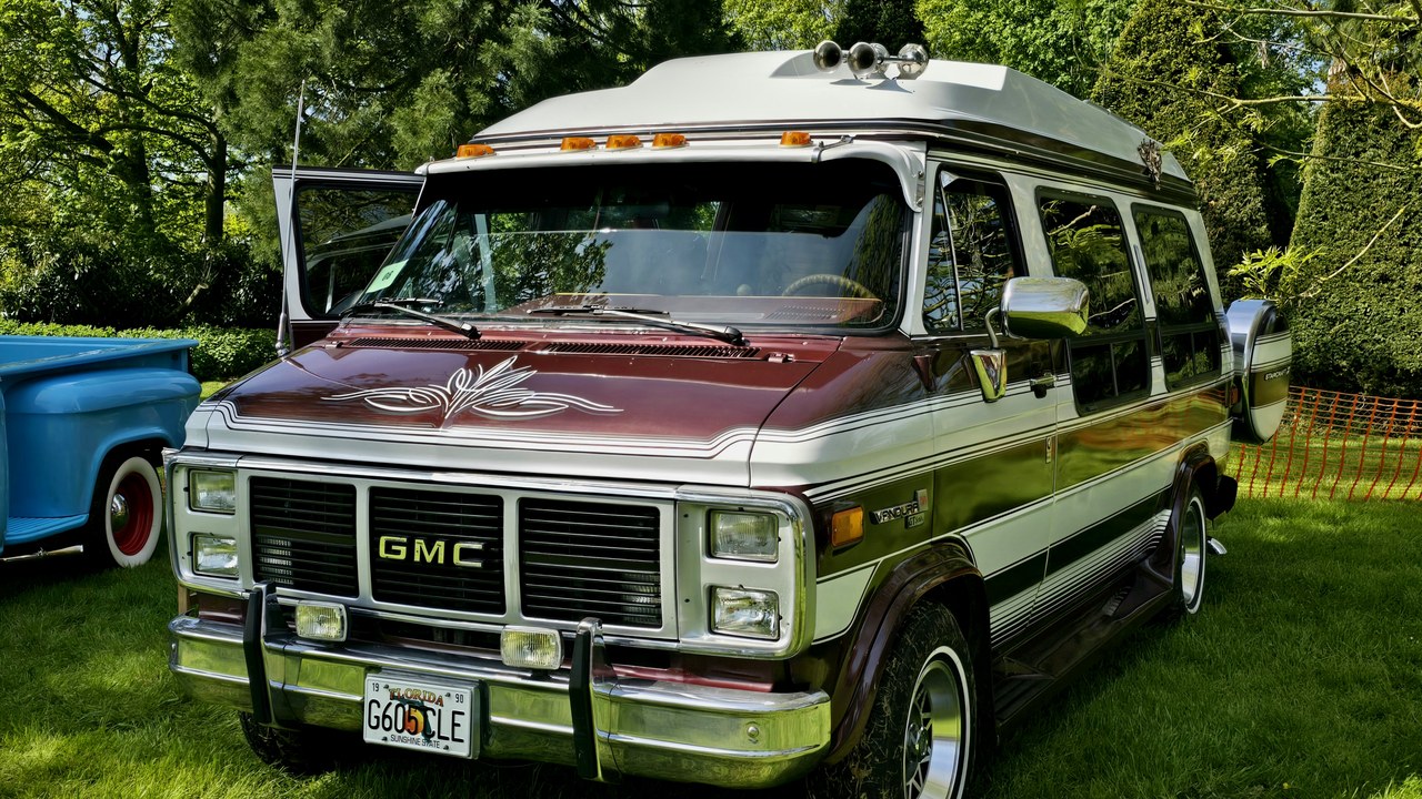 GMC Vandura — Image Credit: Calreyn88 - CC BY-SA 4.0/Wiki Commons
