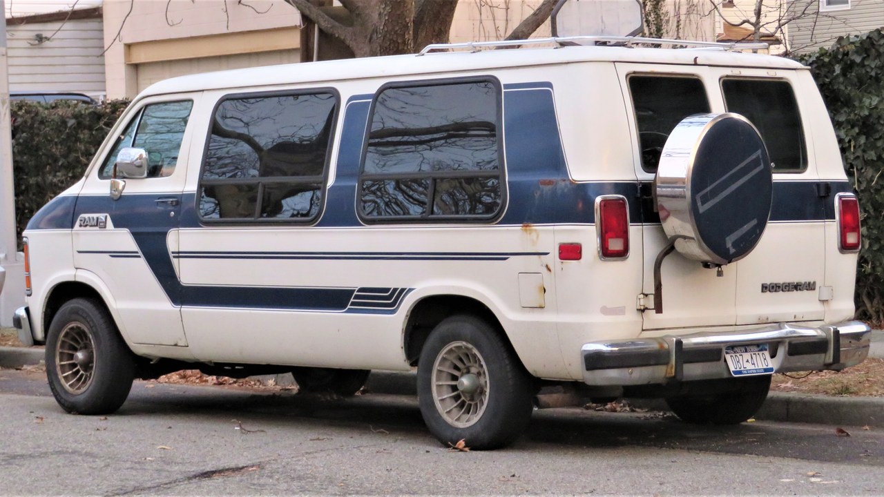 Dodge Ram Van — Image Credit: Kevauto - CC BY-SA 4.0/Wiki Commons