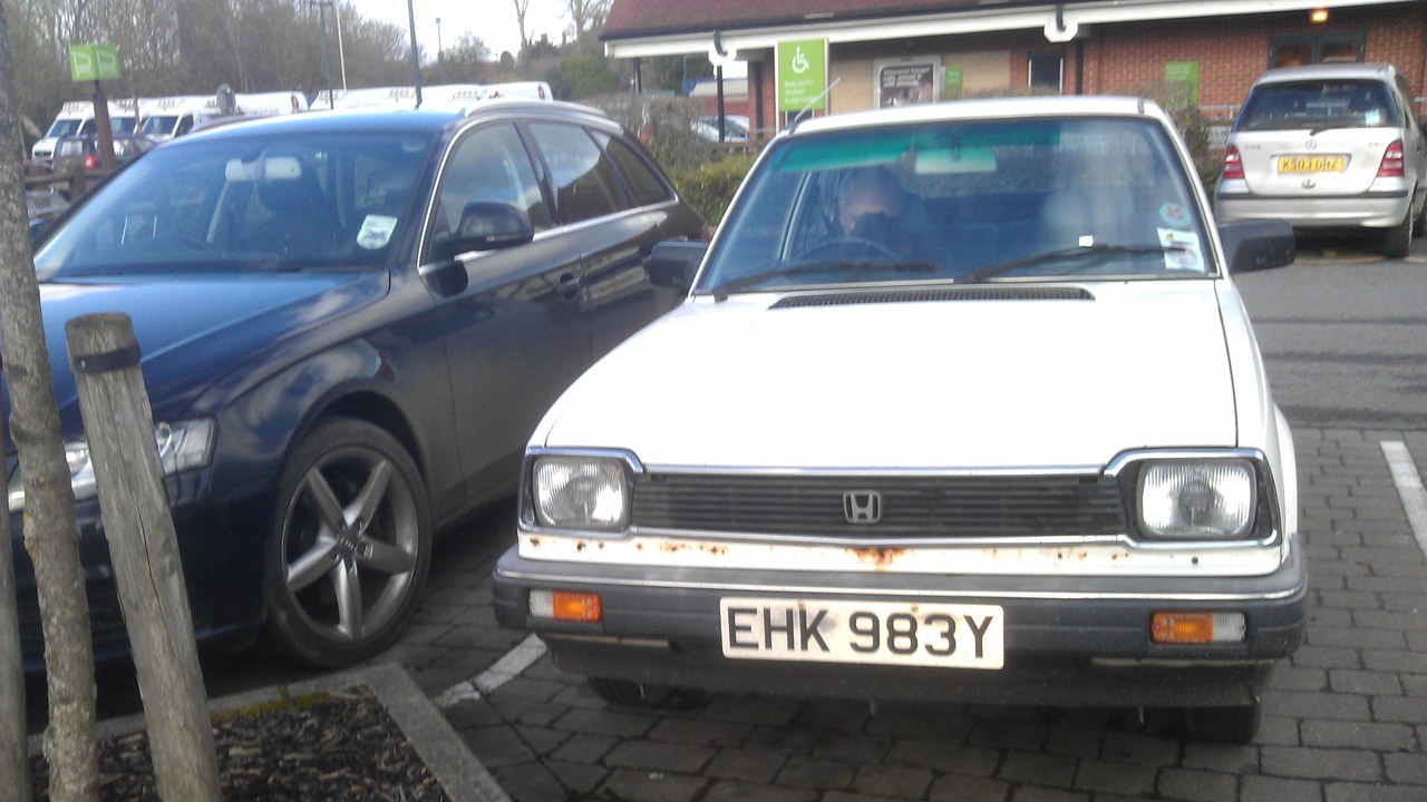Honda Civic (second generation) — Image Credit: Charlie from United Kingdom - CC BY 2.0/Wiki Commons