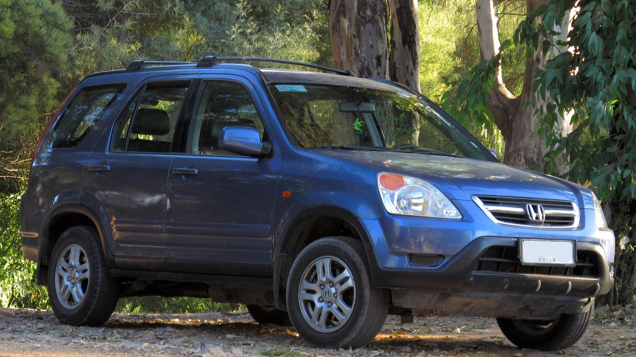 Honda CR-V (second generation) — Image Credit: RL GNZLZ from Chile - CC BY-SA 2.0/Wiki Commons