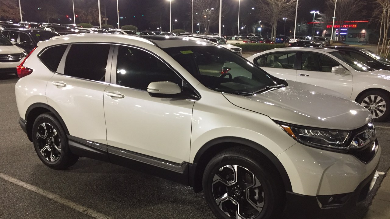 Honda CR-V (fifth generation) — Image Credit: S2k Dude - CC BY-SA 4.0/Wiki Commons