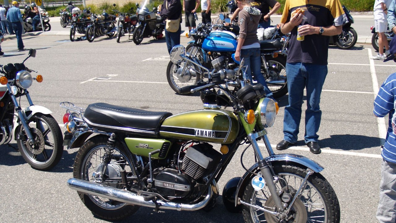 Yamaha RD350 — Image Credit: k.ivoutin - CC BY 2.0/Wiki Commons
