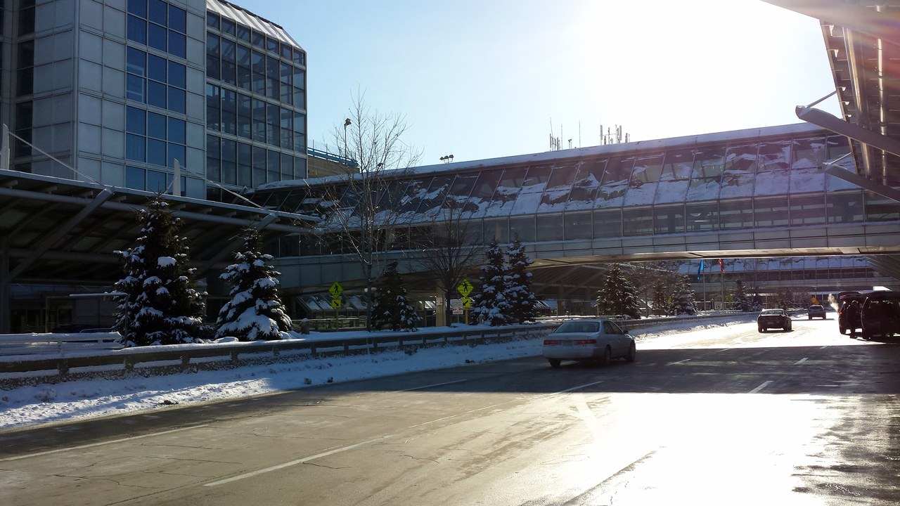 Minneapolis-St. Paul International — Image Credit: Gabriel Vanslette - CC BY 3.0/Wiki Commons