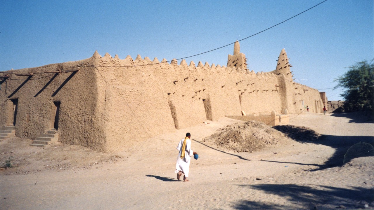 Timbuktu — Image Credit: Jeanne Menjoulet from Paris, France - CC BY 2.0/Wiki Commons